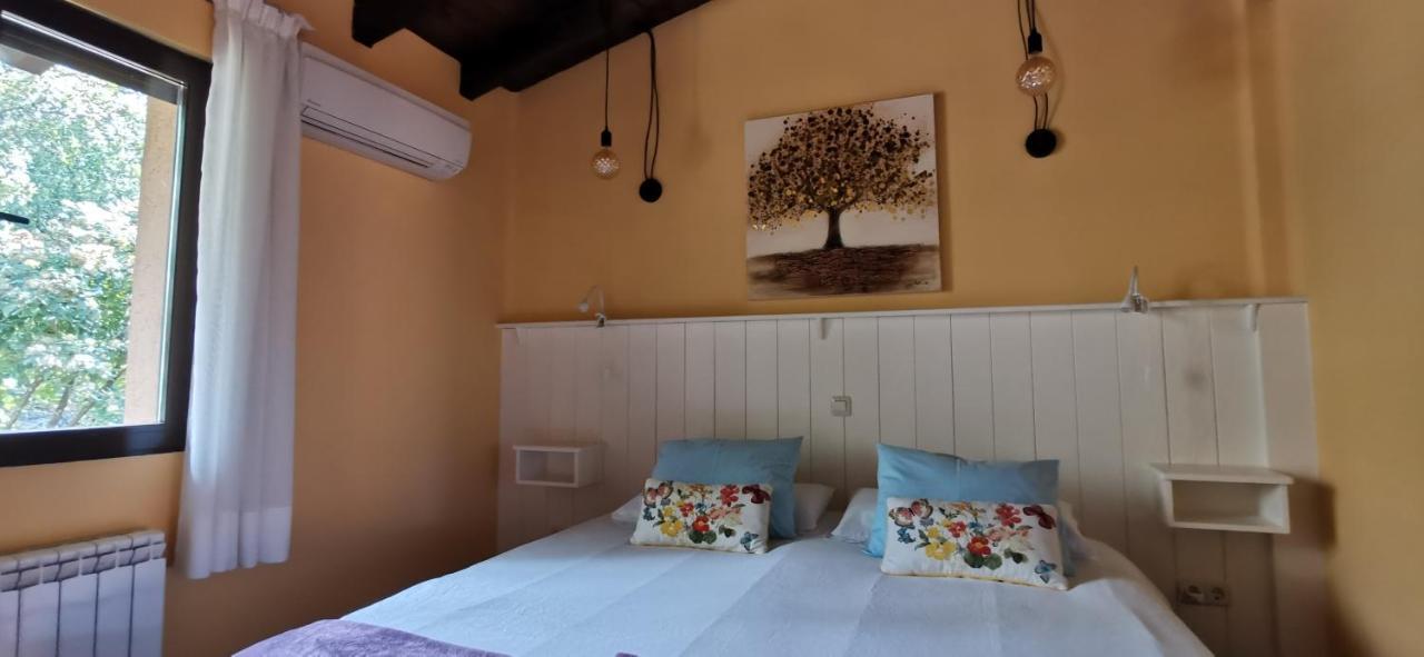 Hotel Rural El Camino Candeleda Bagian luar foto