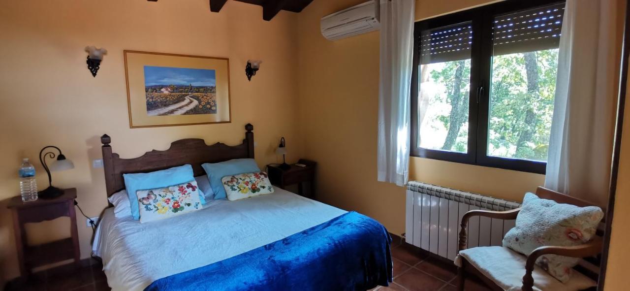 Hotel Rural El Camino Candeleda Bagian luar foto